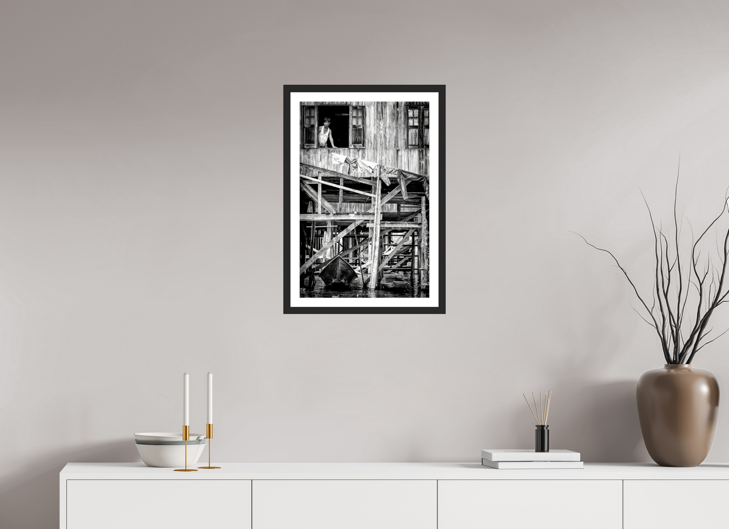 40 x 60 cm, Fine art prints mounted on a black wood frame with passe-partout Floating soul