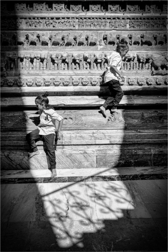 Main image Stone and laughter